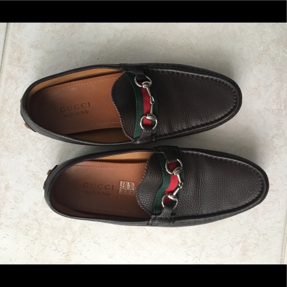 Men’s Gucci Leather Slide-On Loafer’s, Size 8